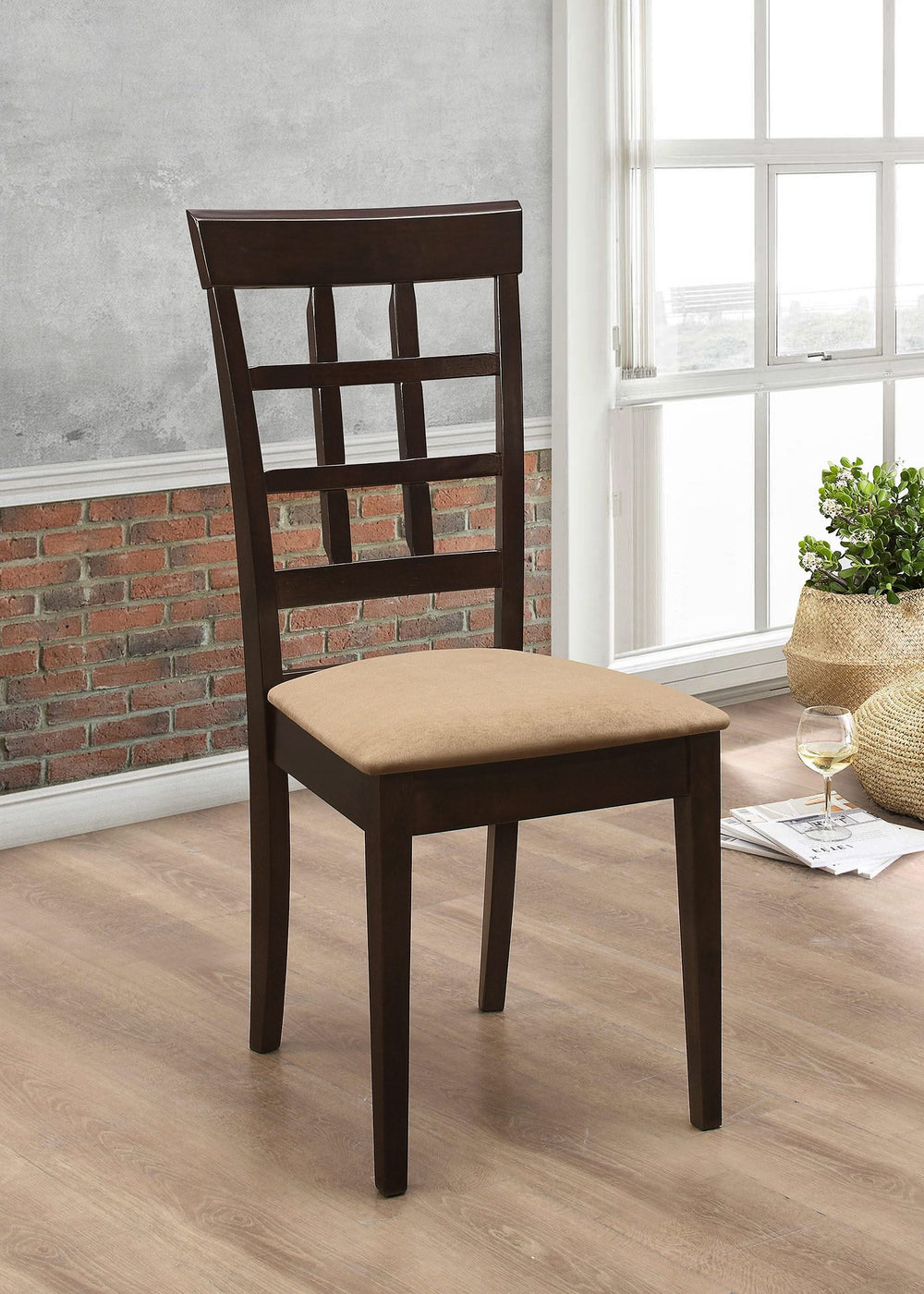 Silla de comedor Gabriel con respaldo enrejado, color capuchino (juego de 2)