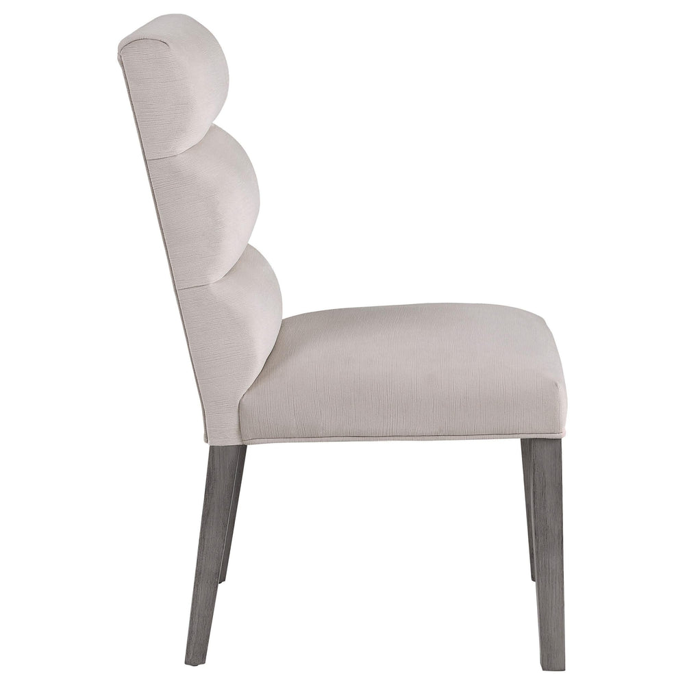 Silla de comedor tapizada en terciopelo Carla color piedra (juego de 2)