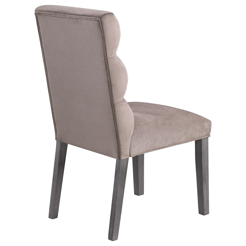 Silla de comedor Carla tapizada en terciopelo color fresno (juego de 2)