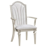 Silla de comedor Evangeline Wood con brazos en roble plateado (juego de 2)