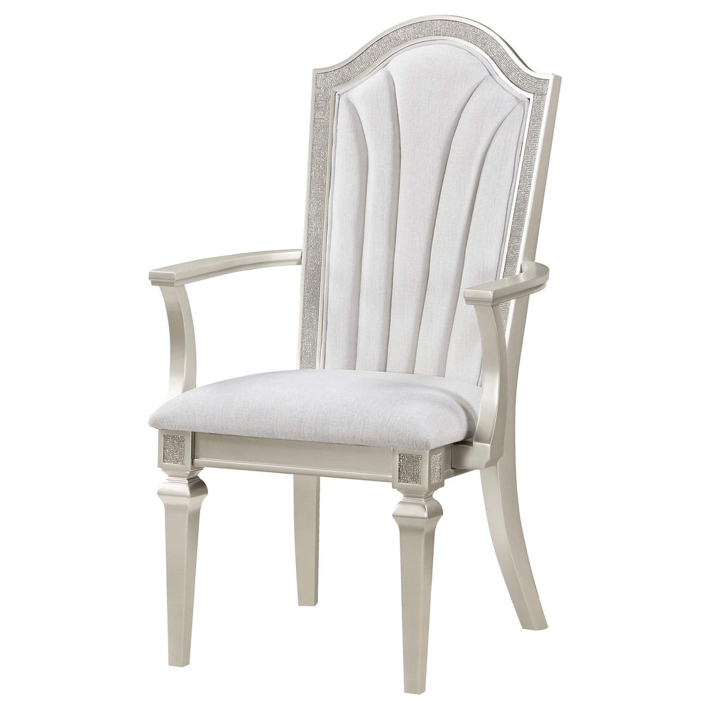 Silla de comedor Evangeline Wood con brazos en roble plateado (juego de 2)