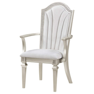 Silla de comedor Evangeline Wood con brazos en roble plateado (juego de 2)
