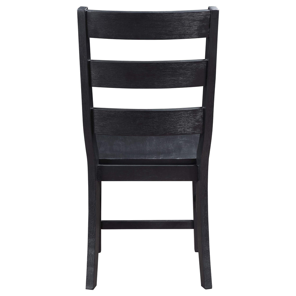 Silla de comedor Newport de madera con respaldo de escalera, color negro (juego de 2)