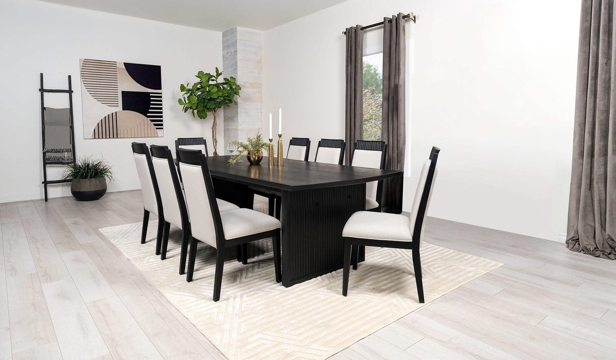 Juego de mesa de comedor Brookmead de 9 piezas con hojas extensibles, color negro