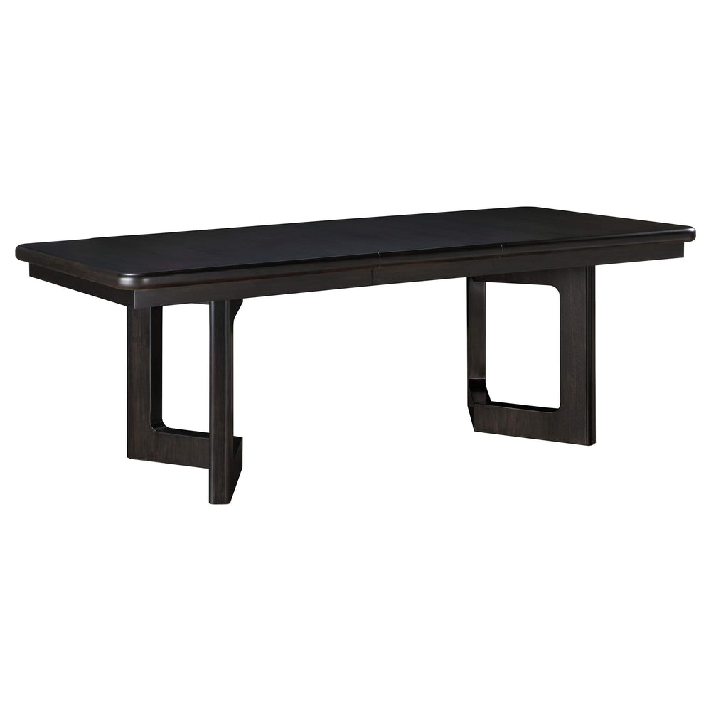 Juego de mesa de comedor rectangular Hathaway de 7 piezas en color marrón acacia