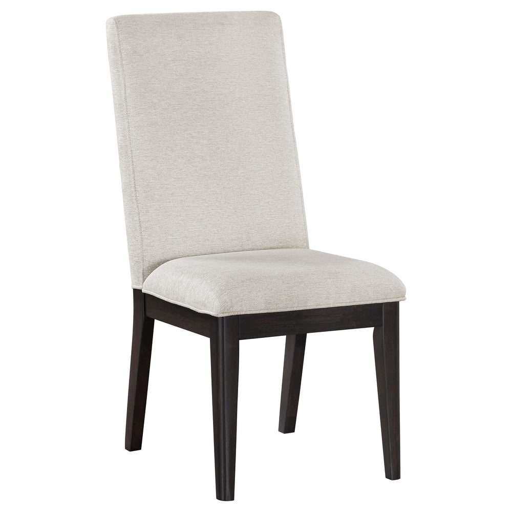 Juego de mesa de comedor rectangular Hathaway de 7 piezas en color marrón acacia