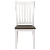 Silla de comedor Kingman de madera envejecida en blanco (juego de 2)