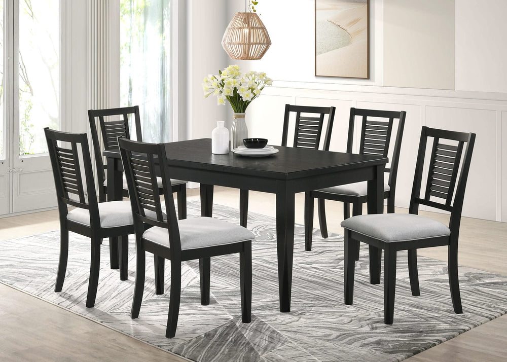 Juego de comedor rectangular Appleton de 7 piezas en negro lavado