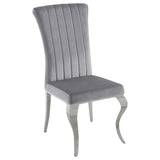Juego de comedor Carone de 5 piezas de vidrio blanco rectangular de 61 pulgadas y gris