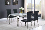 Juego de comedor Carone de 5 piezas de vidrio blanco rectangular de 61 pulgadas y color negro