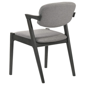 Juego de mesa de comedor rectangular Stevie de 7 piezas en gris y negro