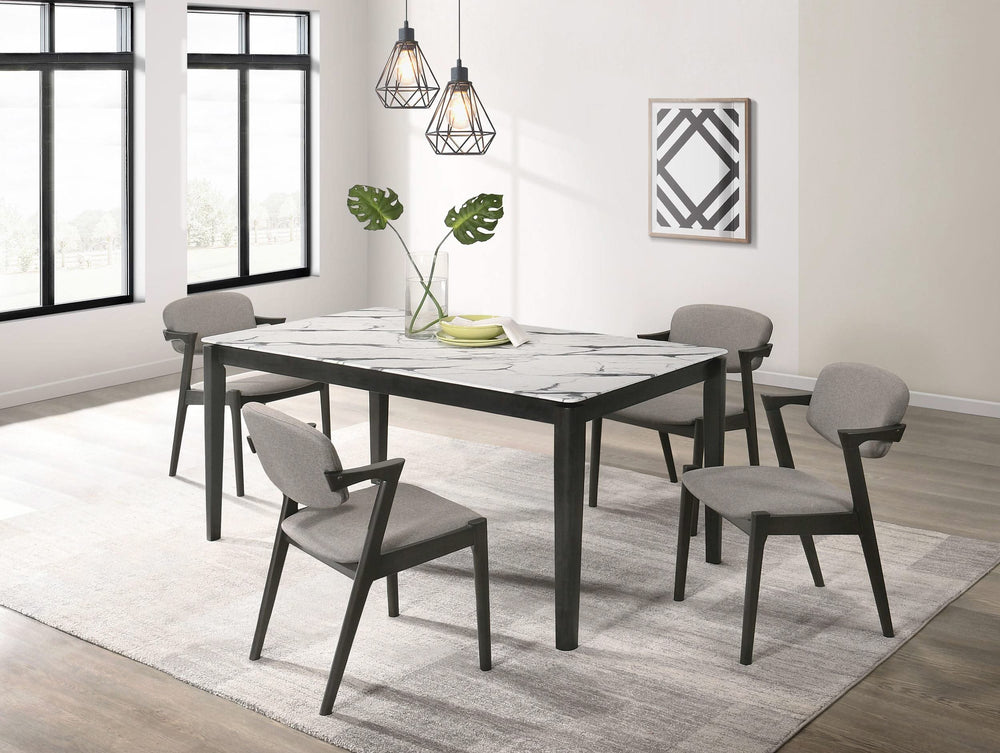 Juego de mesa de comedor rectangular Stevie de 5 piezas en blanco y negro