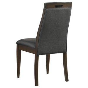 Juego de mesa de comedor rectangular Wes de 7 piezas en nogal oscuro