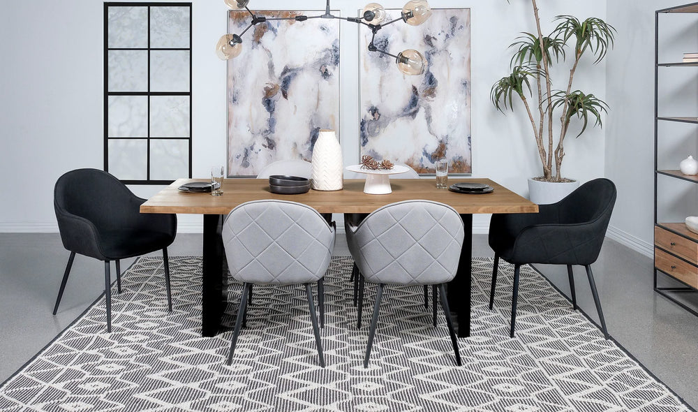 Mesa de comedor Bradshaw de 80 pulgadas con borde natural de madera de acacia natural