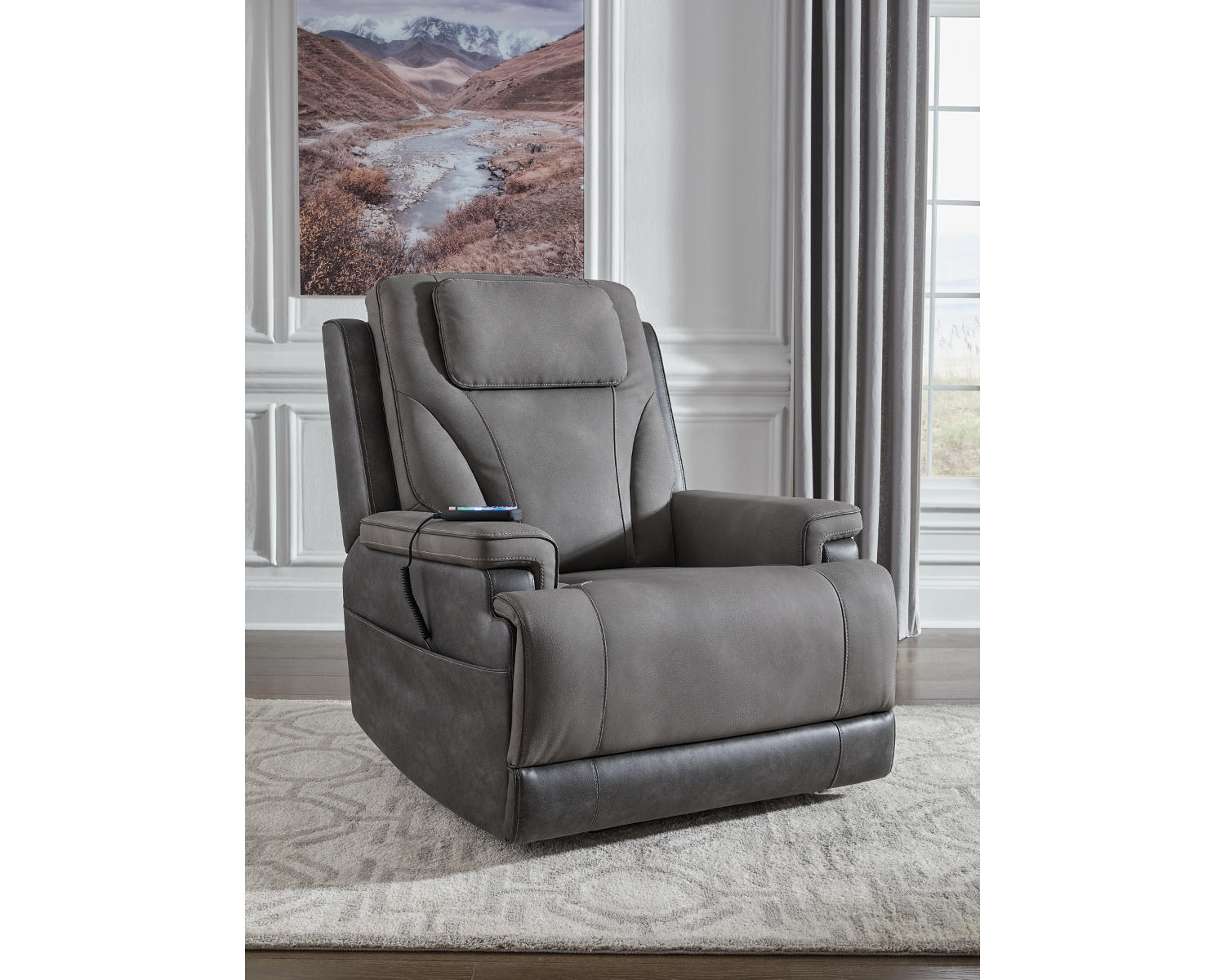 4Z-Peaceful Pause Power Lift Recliner
