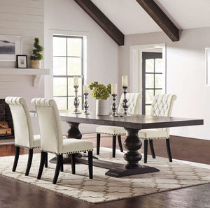 Juego de mesa de comedor rectangular Phelps de 5 piezas en color negro envejecido