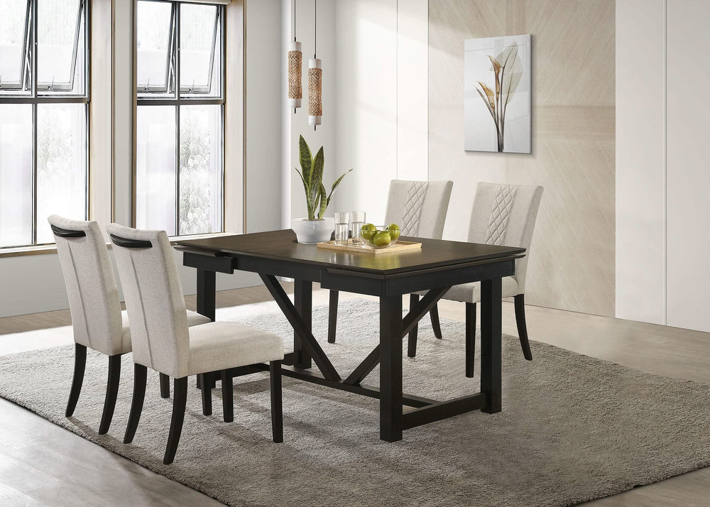 Juego de mesa de comedor extensible refractaria Malia de 5 piezas de roble