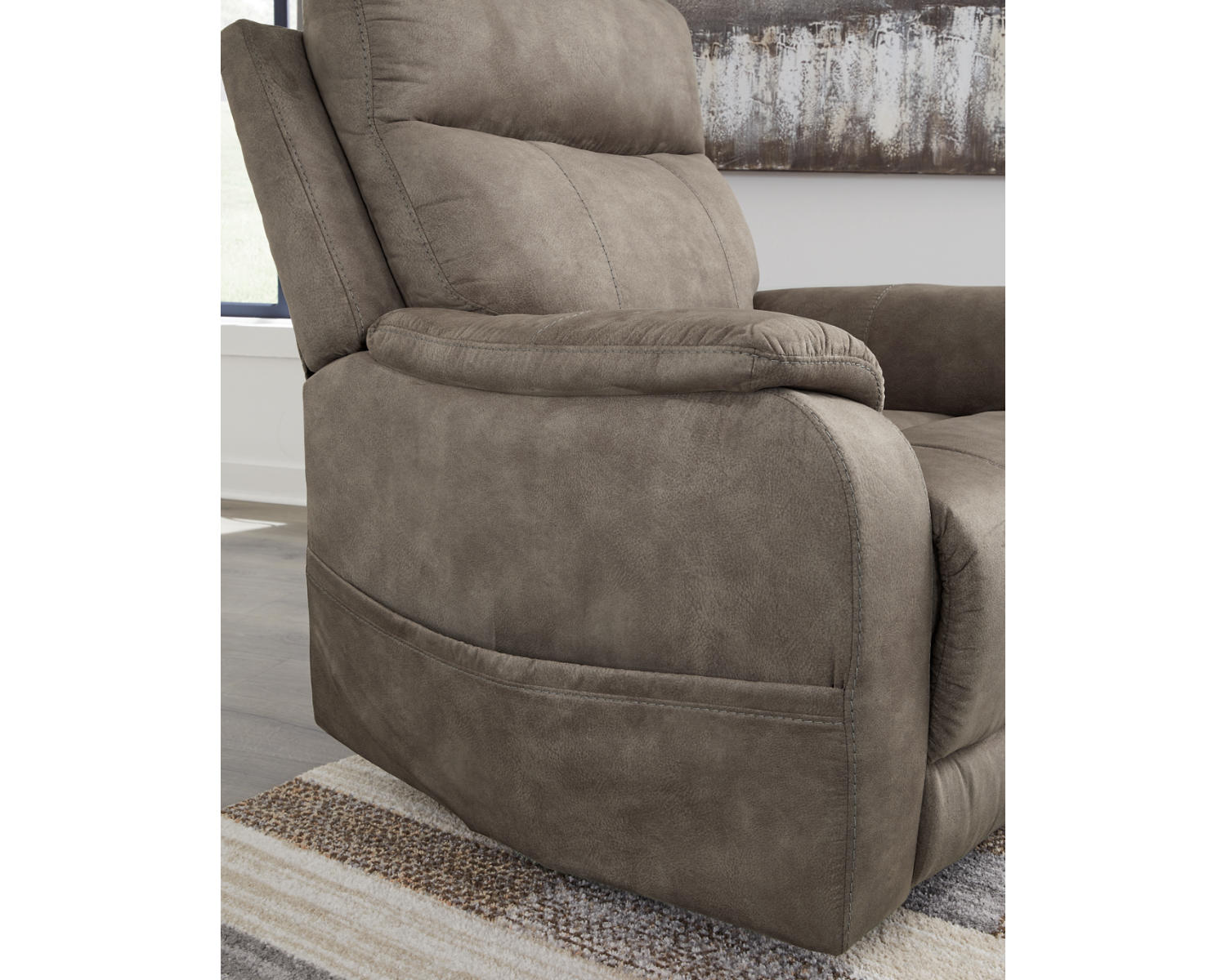 Crestmeade Power Lift Recliner
