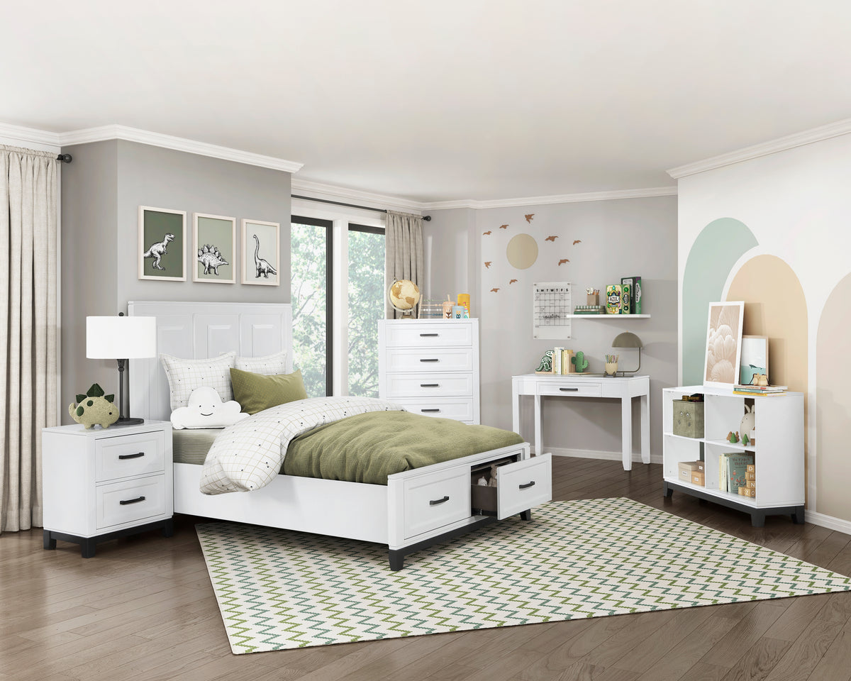 Queen Platform Bed with Footboard Storage