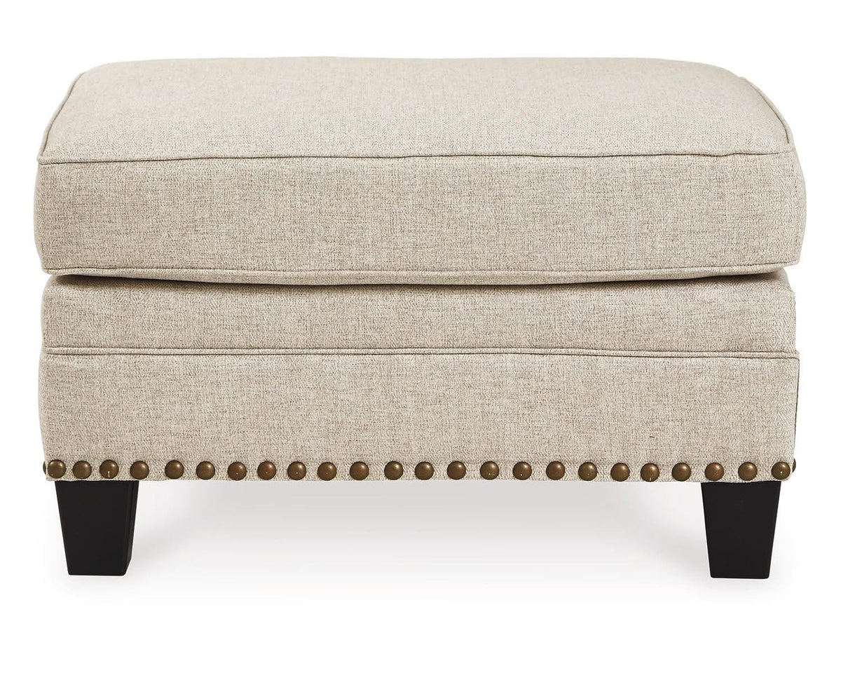 Sofá, loveseat, silla y otomana Claredon