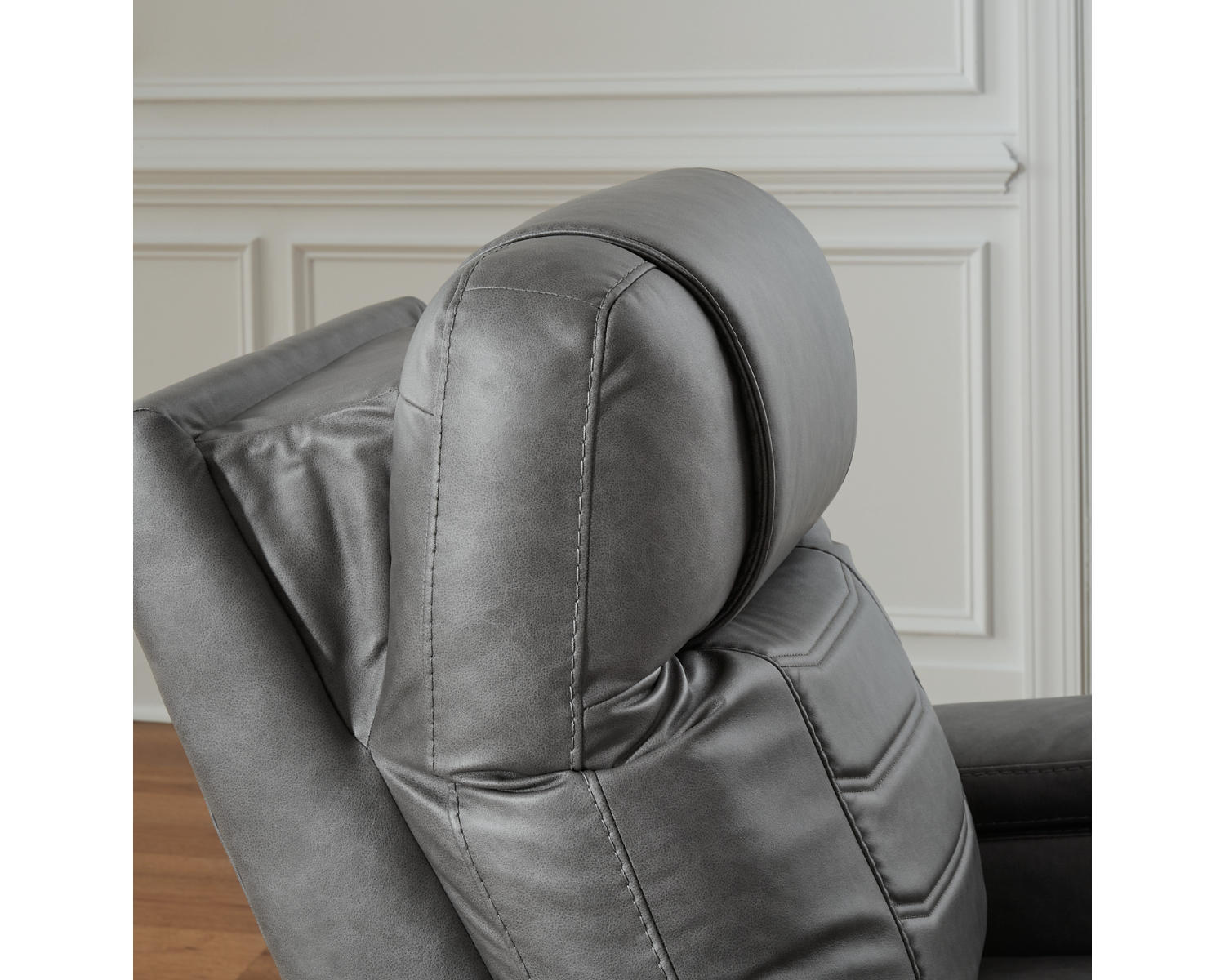 Schooner Rocks Power Recliner