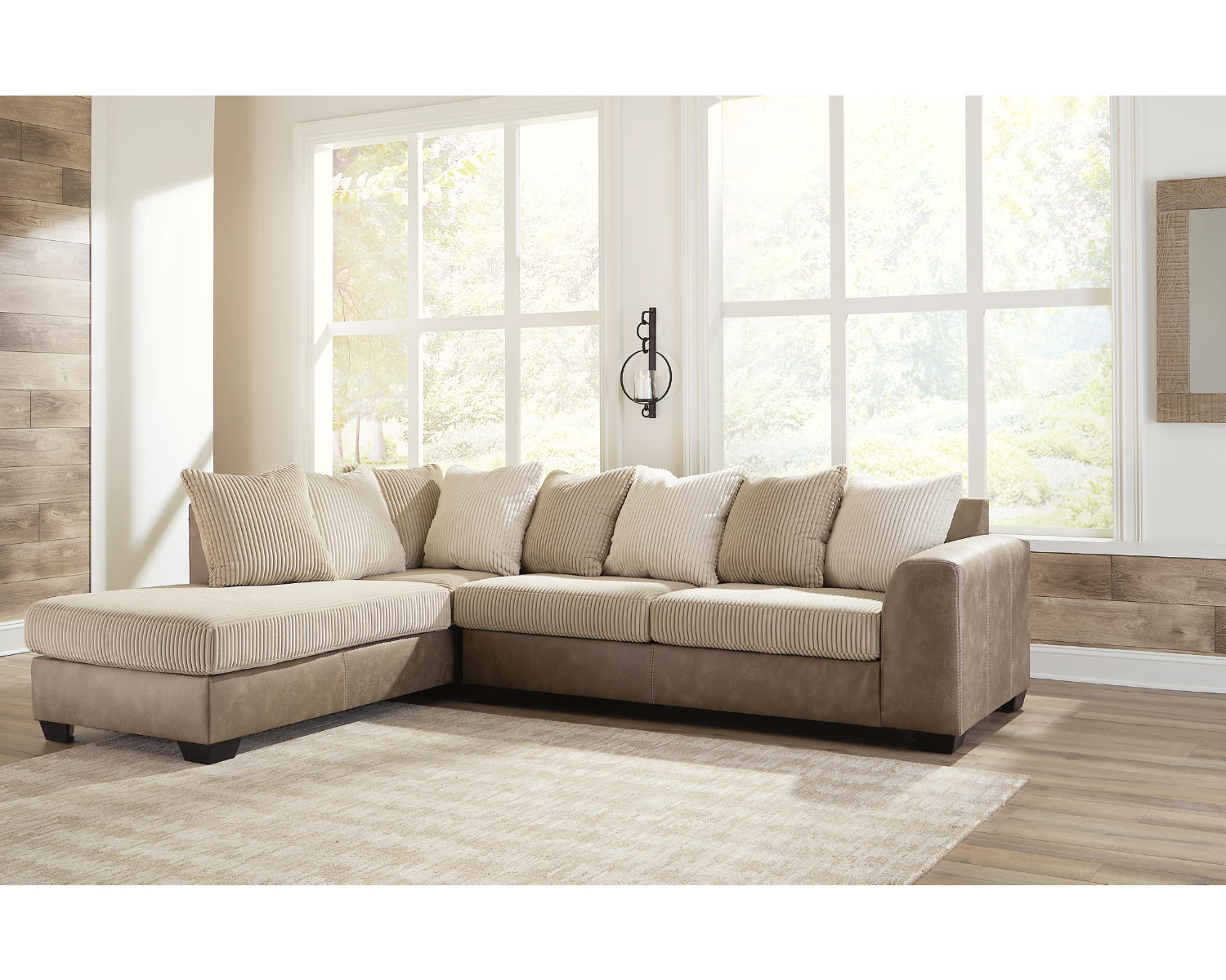 Keskin 2-Piece Sectional with Chaise