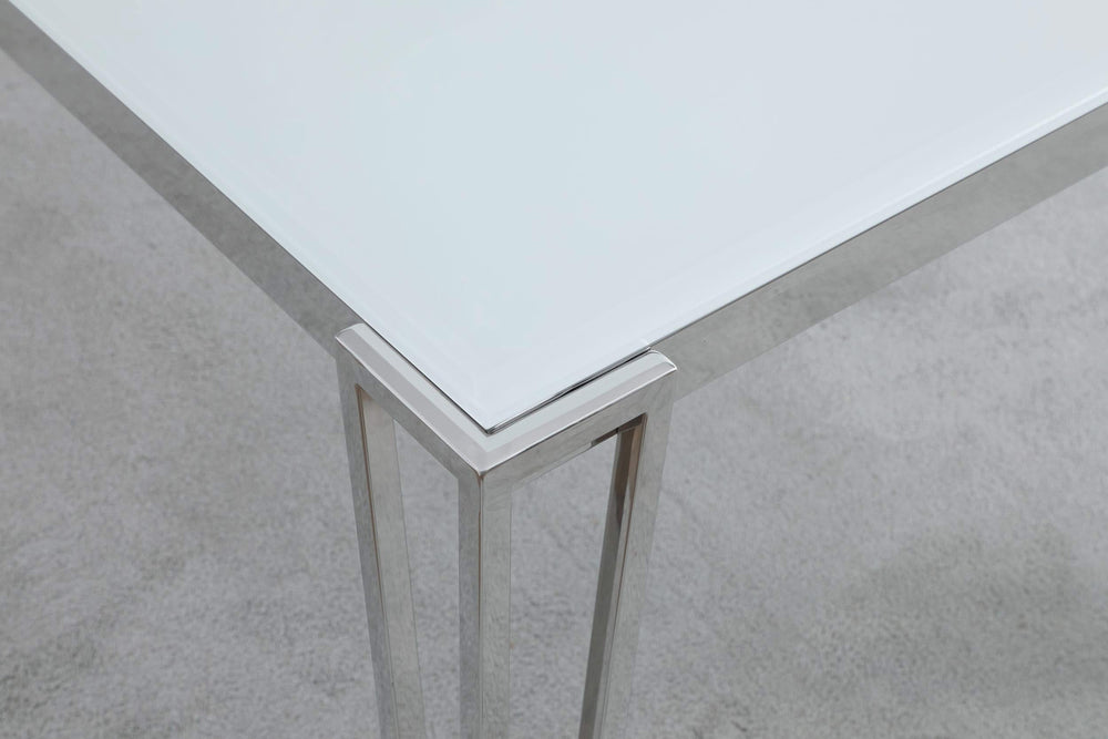 Mesa de comedor rectangular Pauline de 64 pulgadas con tapa de vidrio cromada