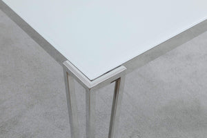 Mesa de comedor rectangular Pauline de 64 pulgadas con tapa de vidrio cromada