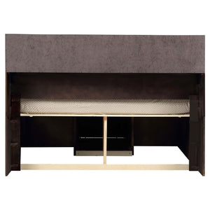 Cama con estantería de almacenamiento Phoenix Wood California King color capuchino