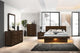Juego de dormitorio Jessica de 5 piezas Eastern King LED Cappuccino