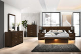 Cama Queen con panel LED Jessica Wood color capuchino