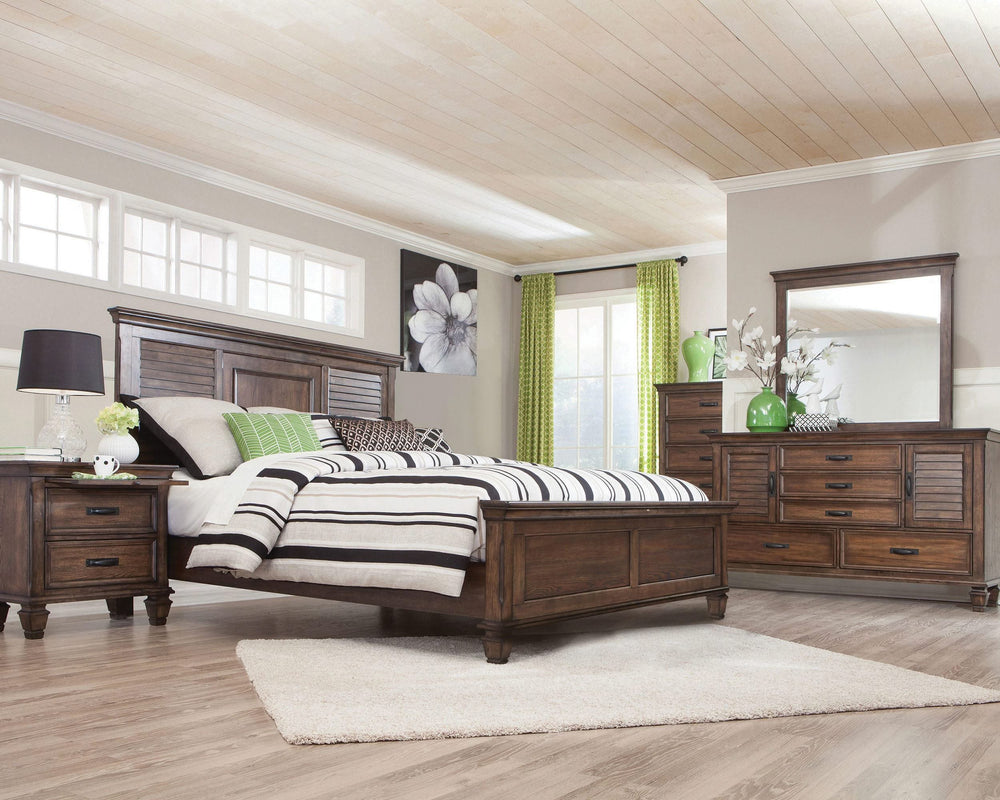Juego de dormitorio Franco Queen de 5 piezas en roble bruñido