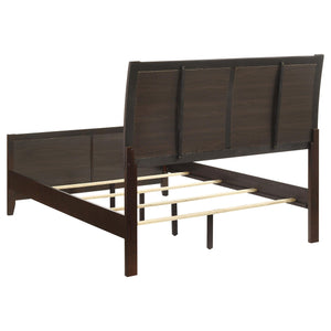 Cama Carlton Wood con paneles completos color capuchino