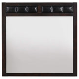 Juego de dormitorio Carlton Eastern King de 5 piezas en color capuchino