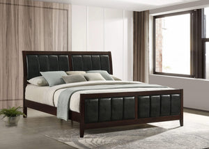Cama Carlton Wood Eastern King con paneles en color capuchino