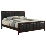 Cama Carlton Wood Eastern King con paneles en color capuchino