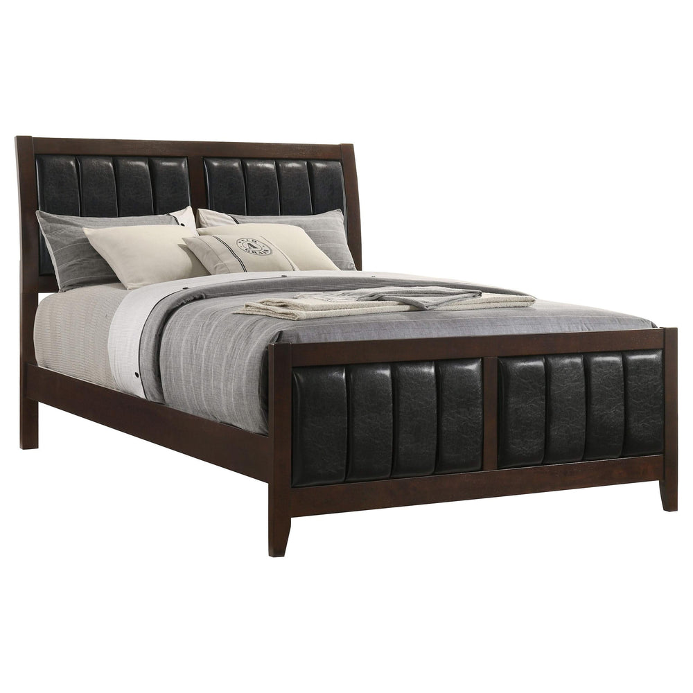 Cama Queen con paneles de madera Carlton color capuchino