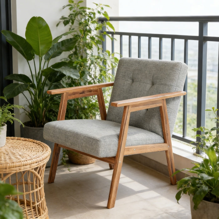 Accent Chair (Light Gray)