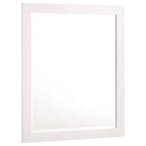 Juego de dormitorio Jessica California King LED de 5 piezas en blanco crema