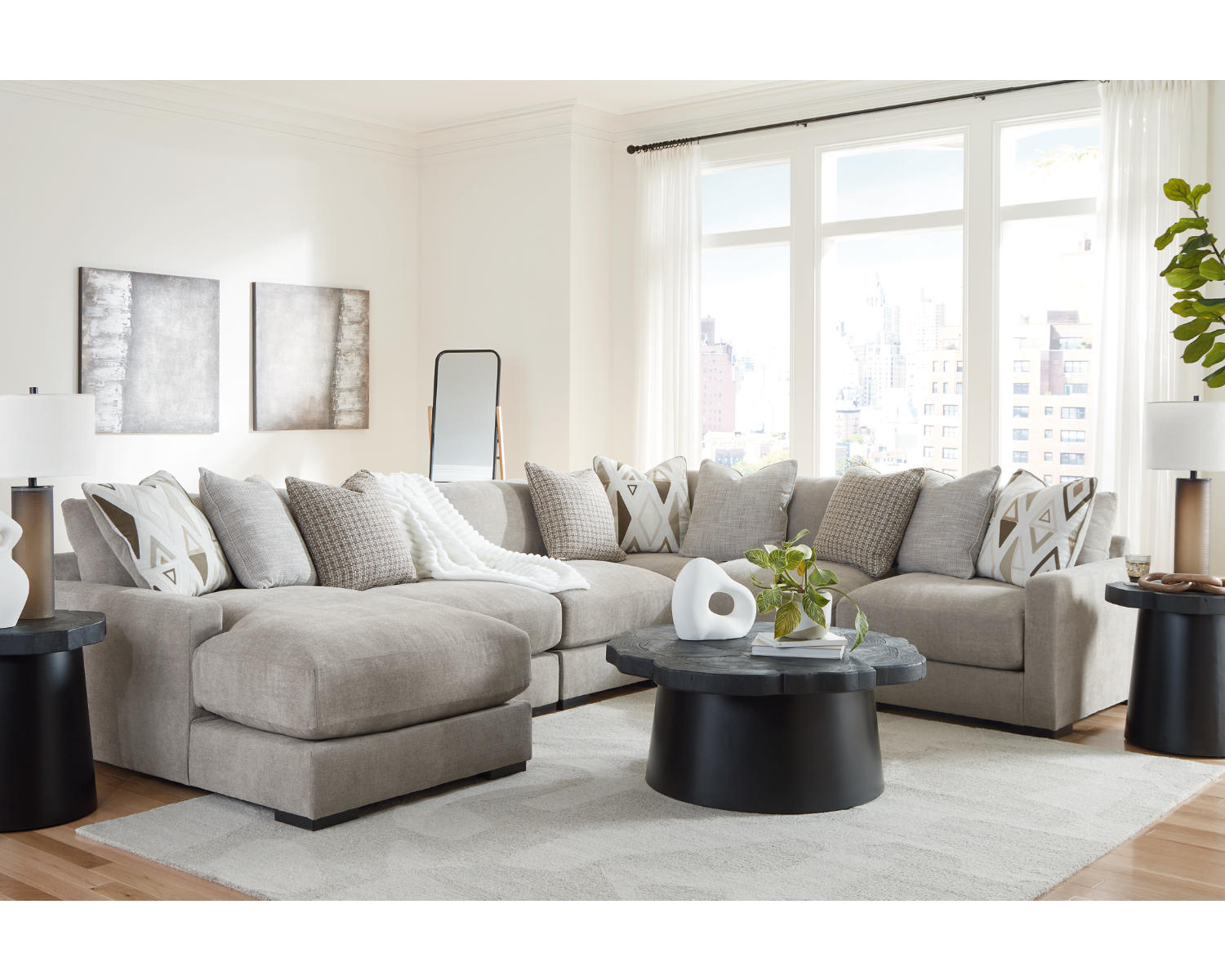 Aslan Court 6-Piece Sectional with Chaise