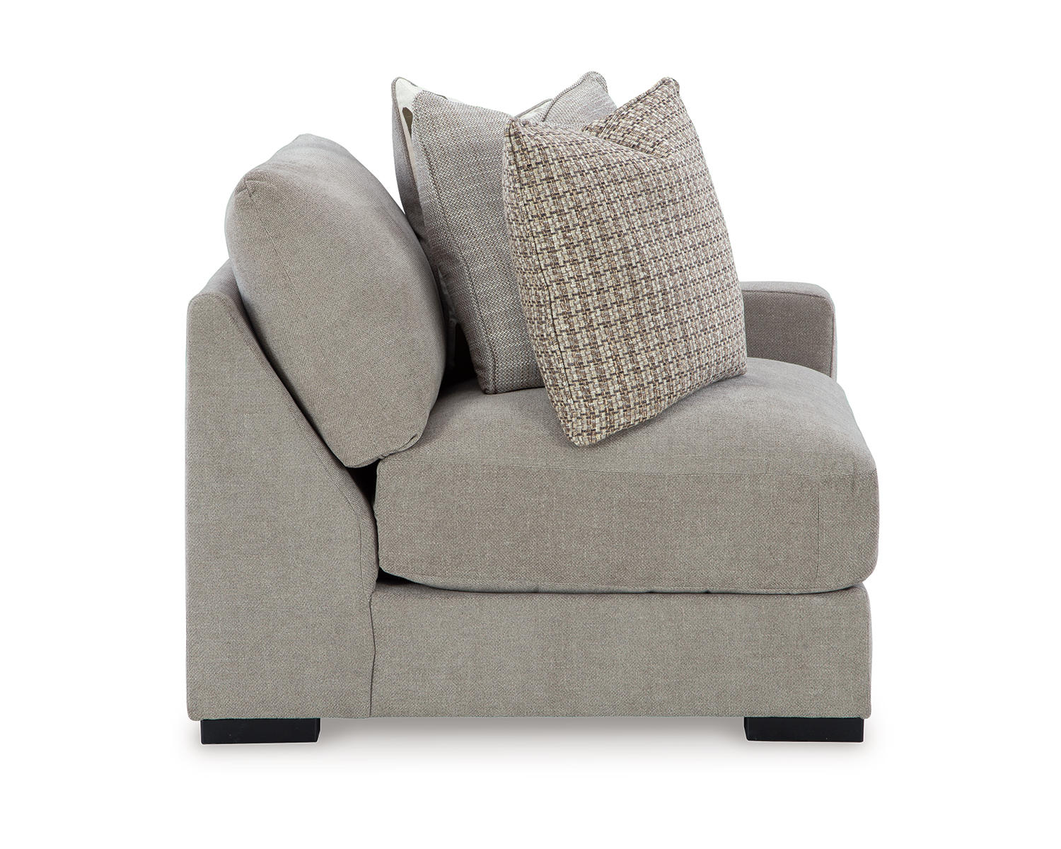 Aslan Court Right-Arm Facing Corner Chair