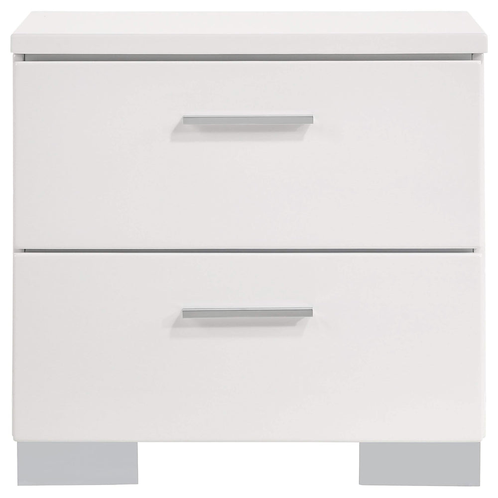 Juego de dormitorio Felicity de 4 piezas Eastern King, blanco de alto brillo