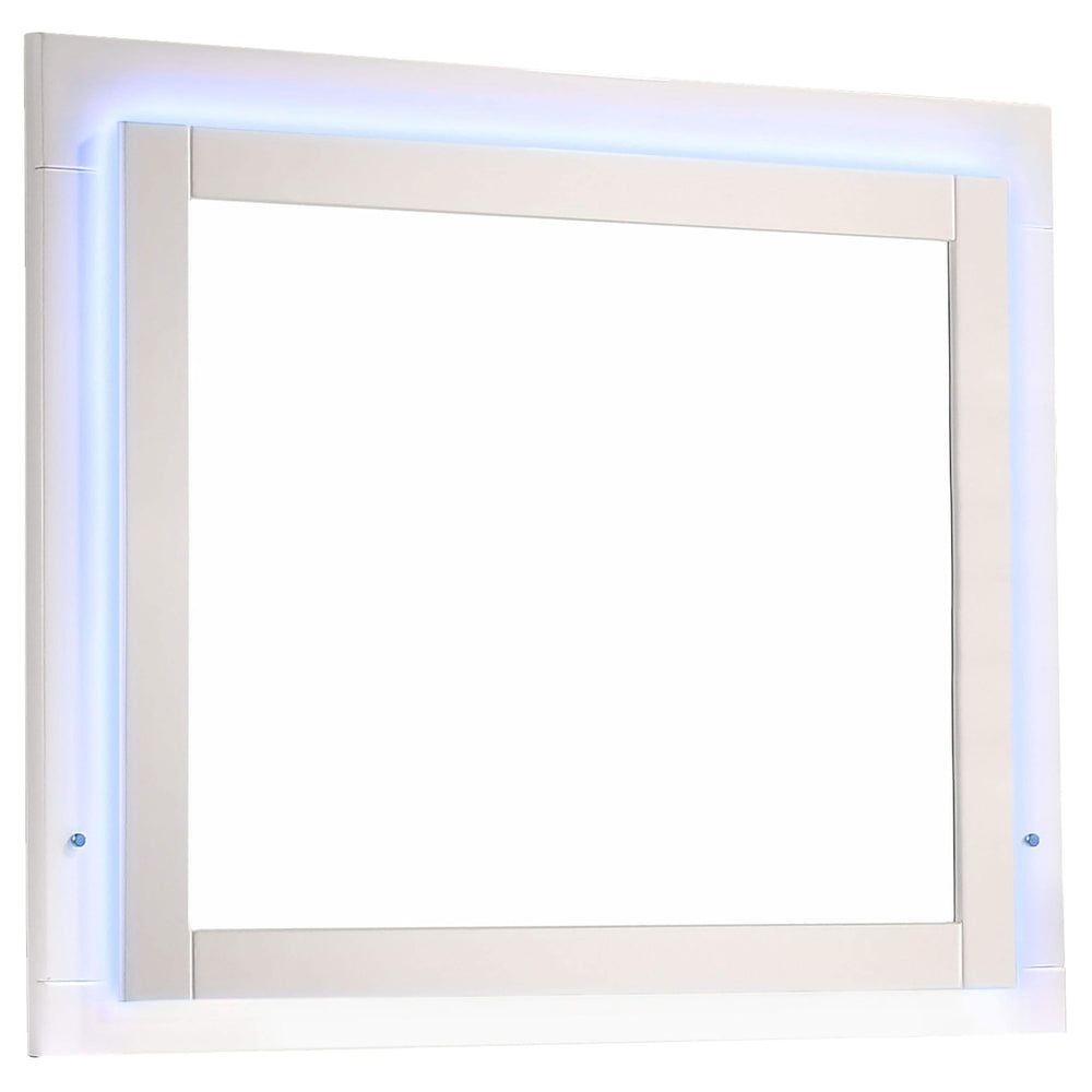Juego de dormitorio Felicity de 4 piezas Eastern King, blanco de alto brillo