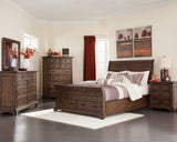 Juego de dormitorio California King de 4 piezas Elk Grove Bourbon
