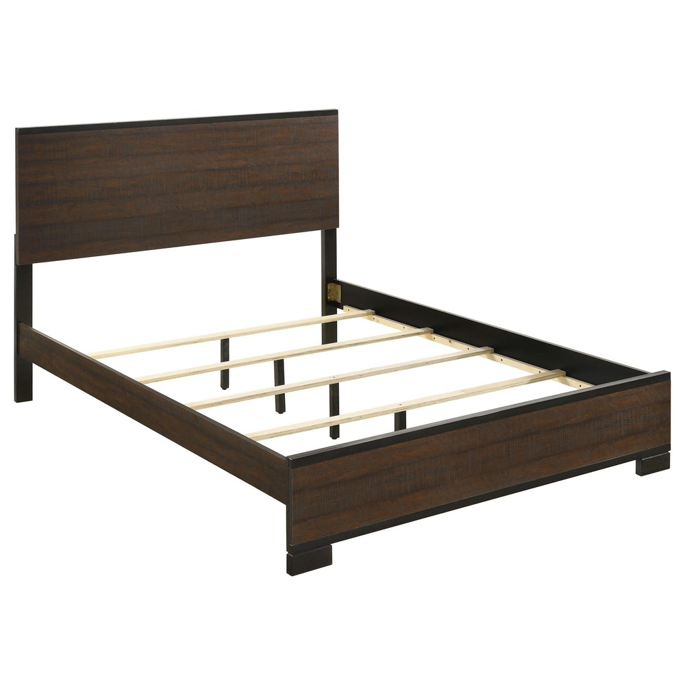 Cama Edmonton Wood Eastern King con paneles, color tabaco rústico