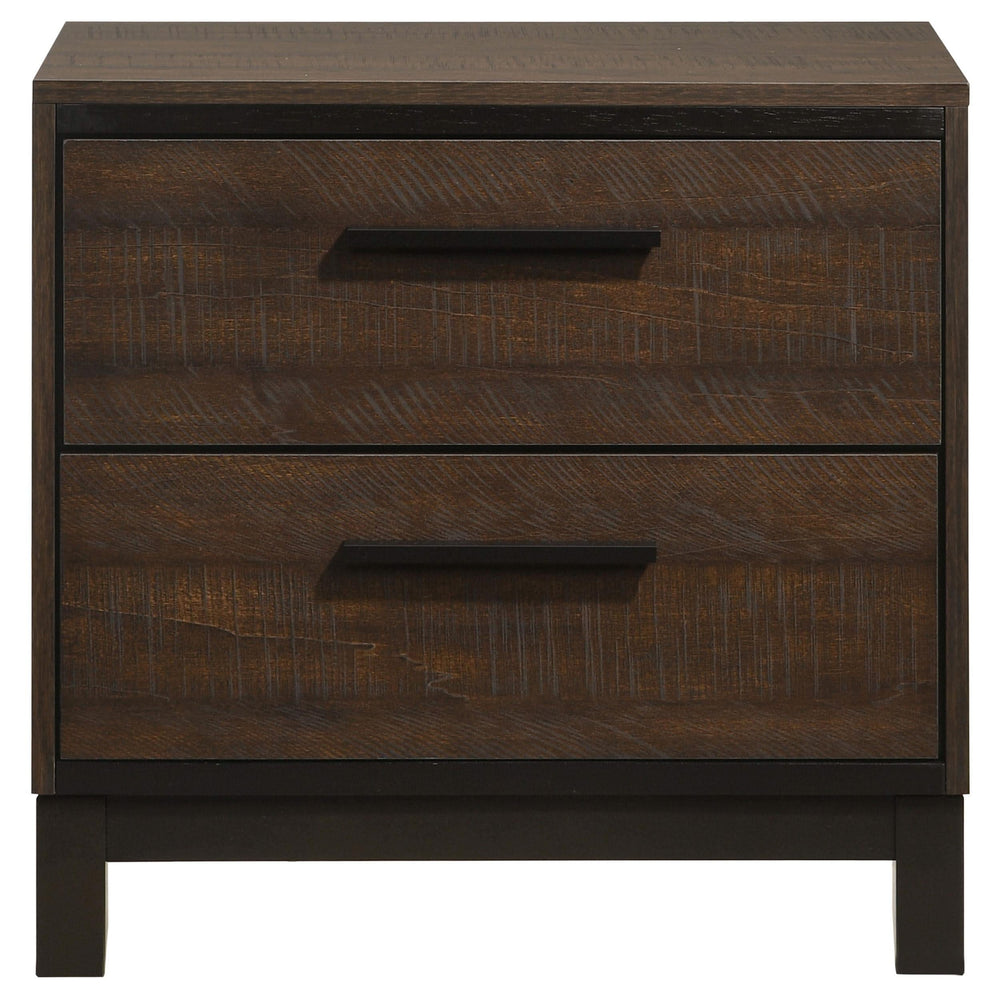 Juego de dormitorio Edmonton de 4 piezas con cama tamaño queen, color tabaco rústico