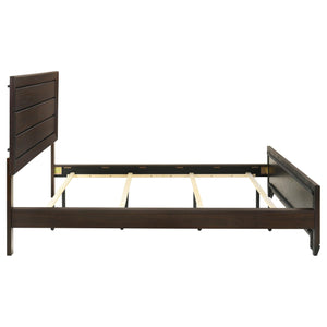 Cama California King con paneles Kauffman Wood en color cacao oscuro