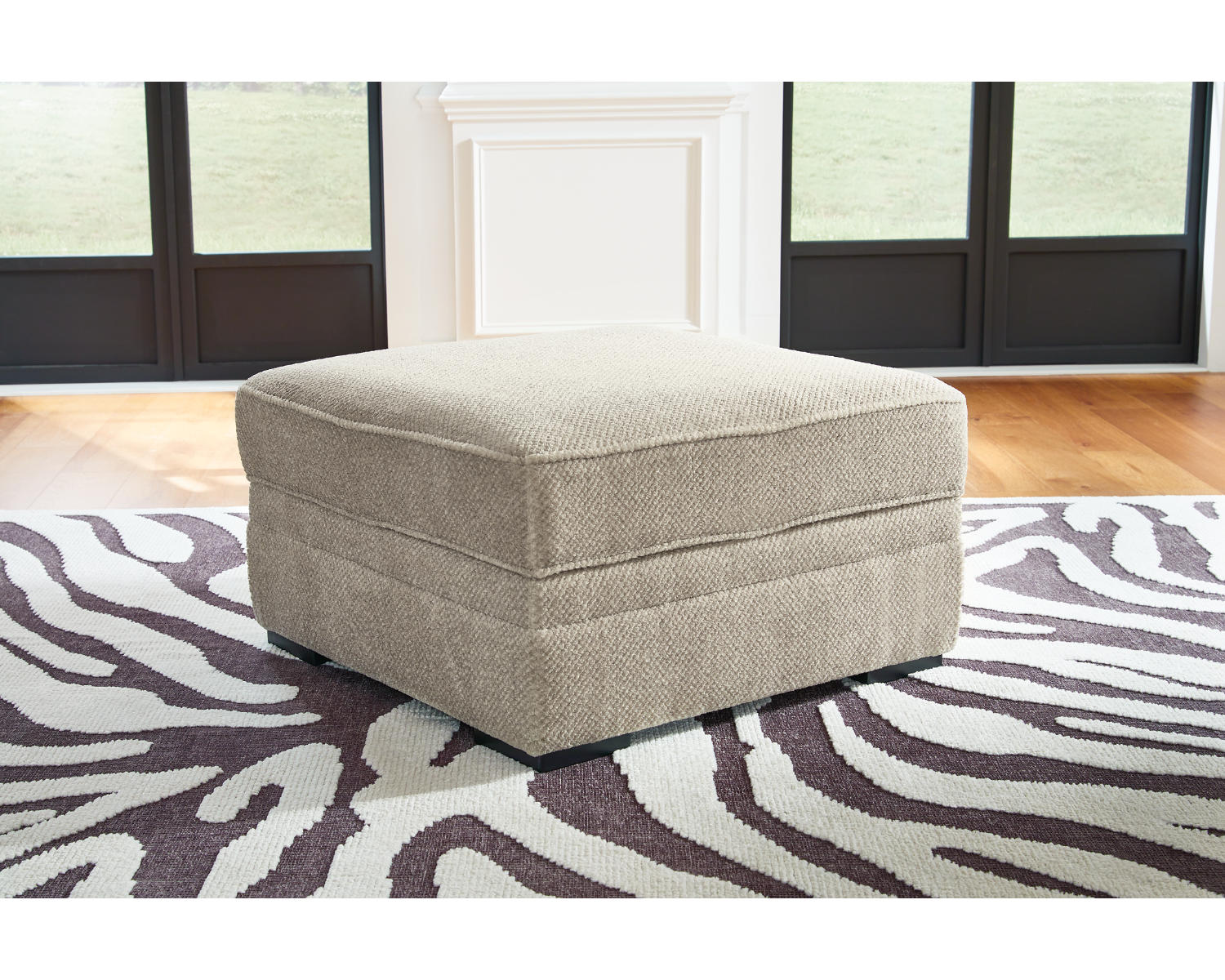 Calnita Ottoman With Storage