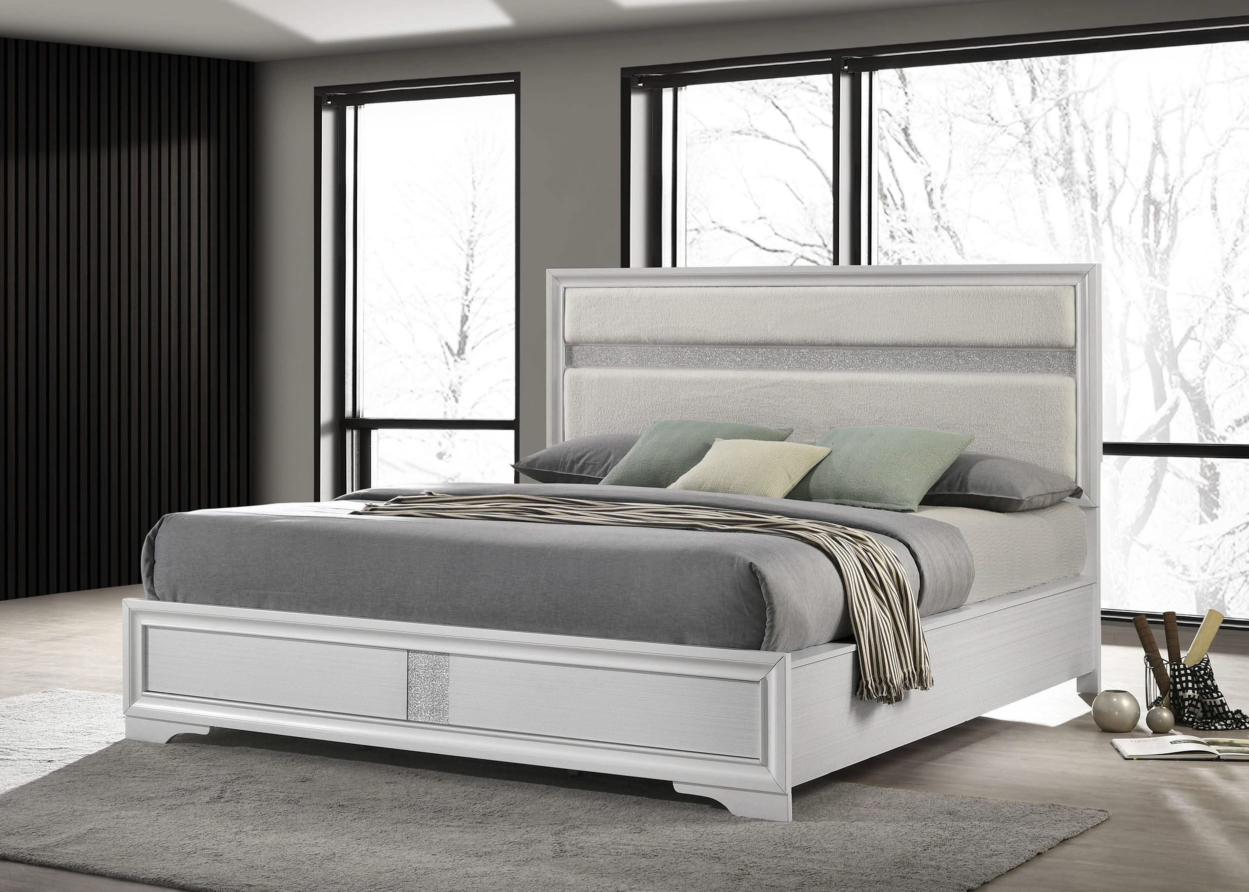 Cama tapizada Miranda California King de 54 pulgadas, color blanco