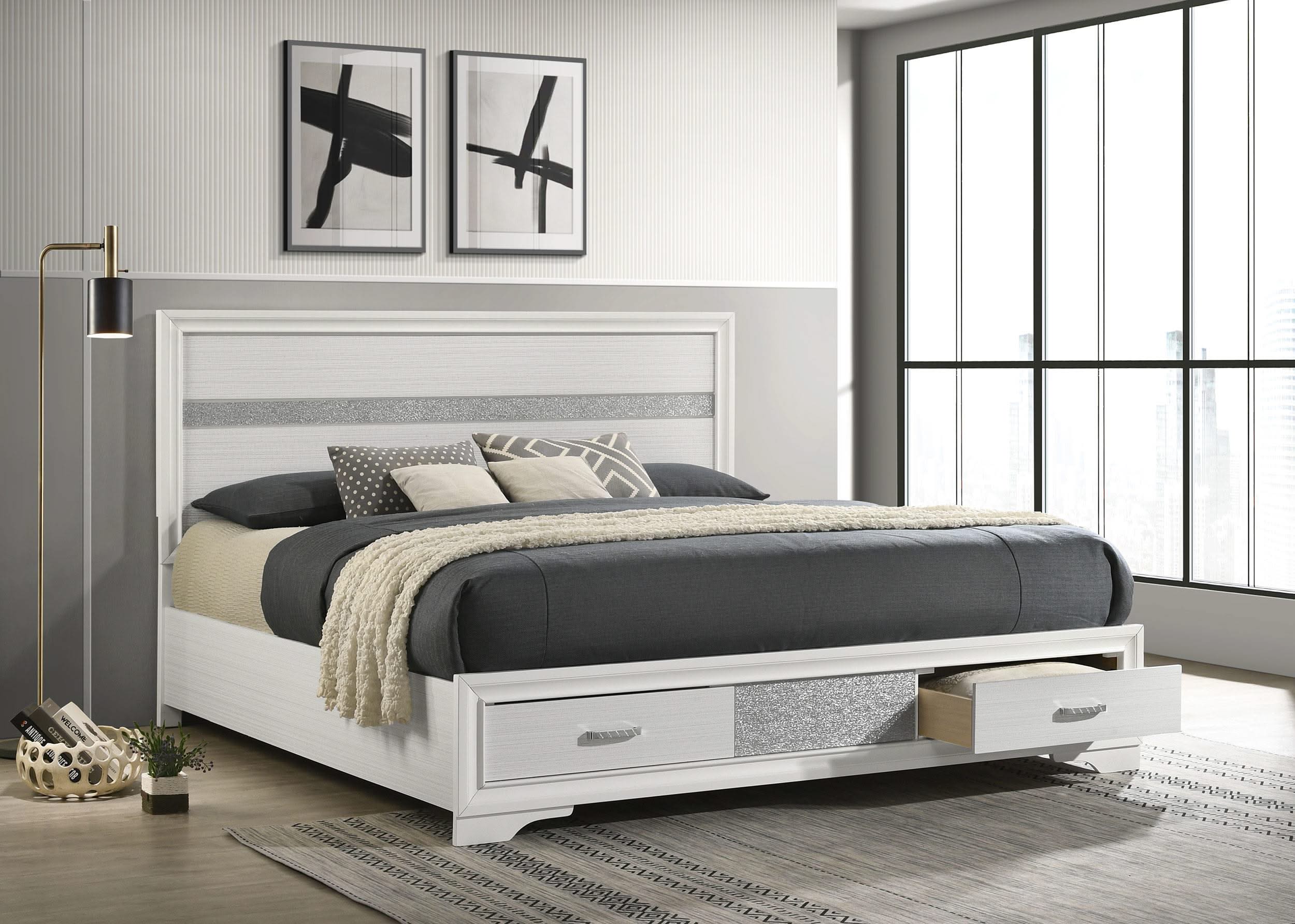 Cama Miranda de 51 pulgadas con paneles de madera Eastern King con almacenamiento, color blanco